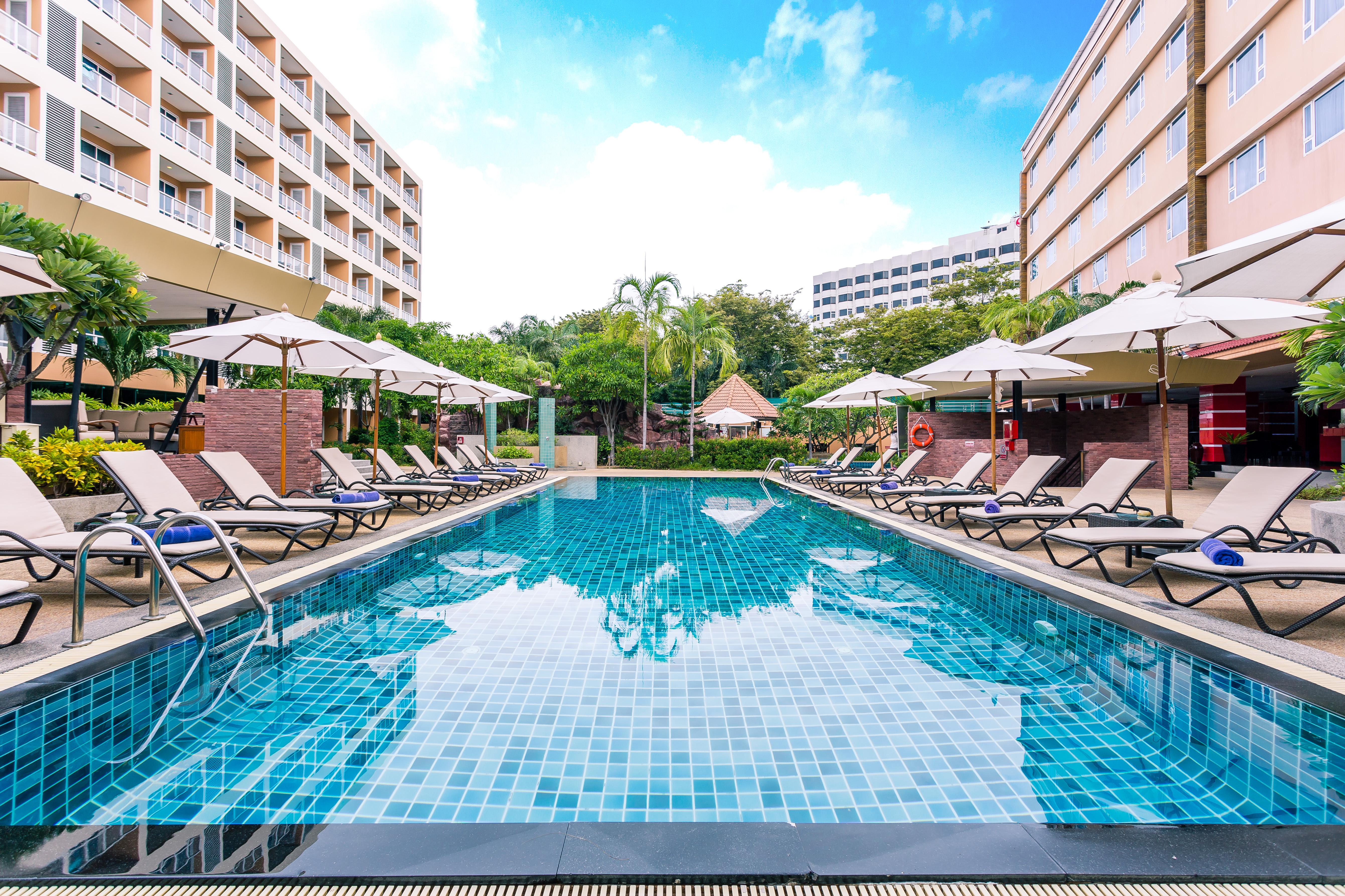 Nova Platinum Hotel Pattaya Luaran gambar