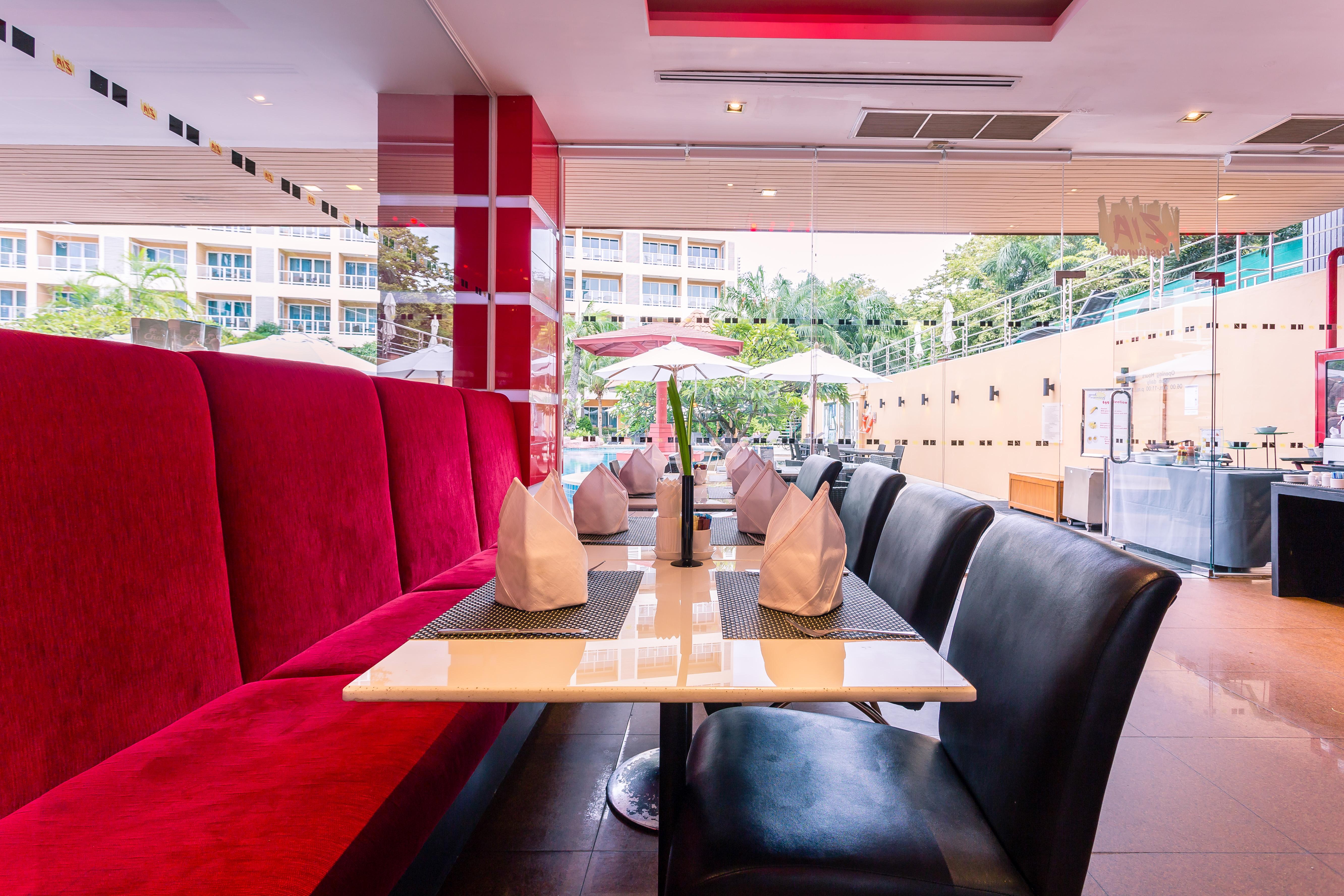 Nova Platinum Hotel Pattaya Luaran gambar