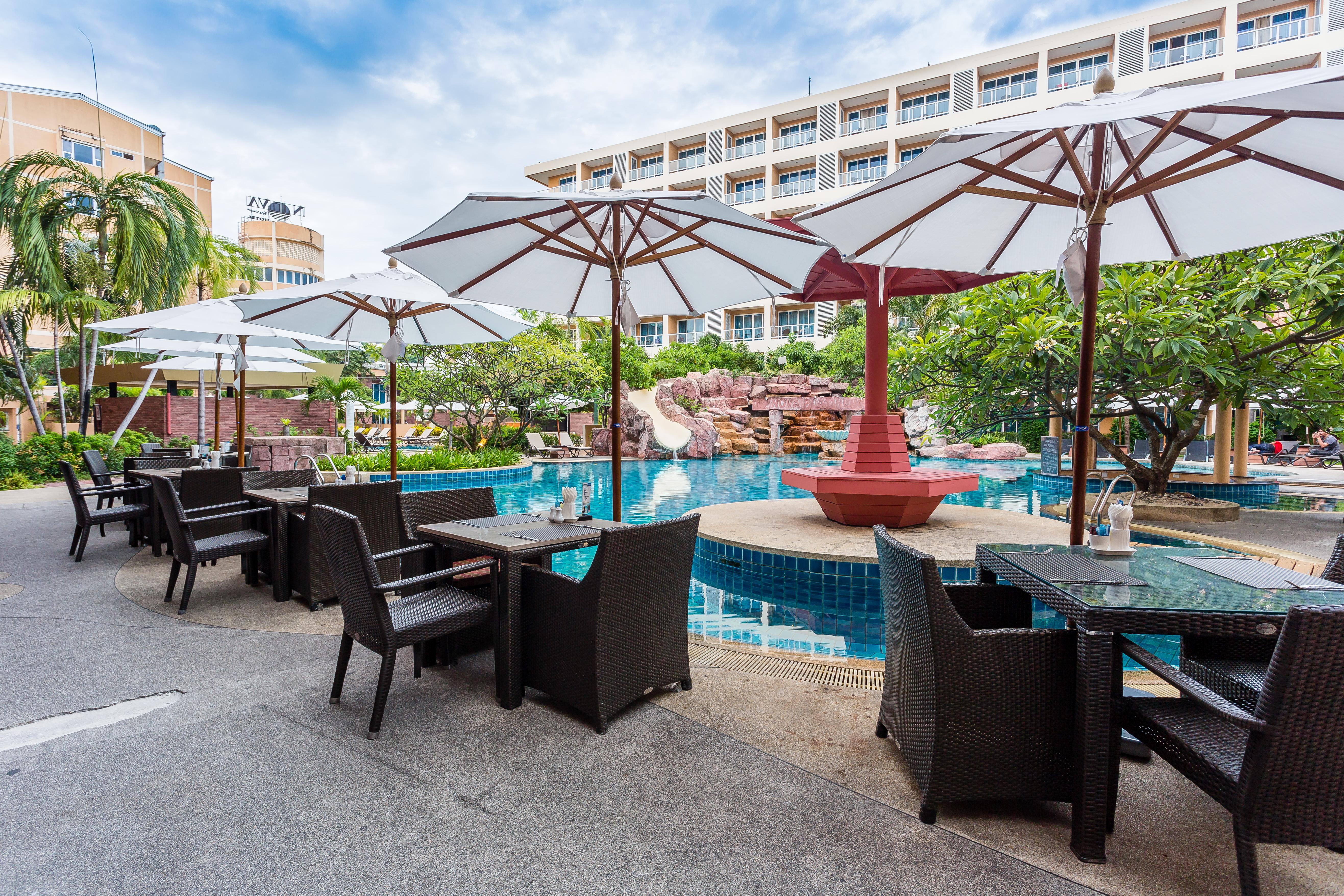Nova Platinum Hotel Pattaya Luaran gambar