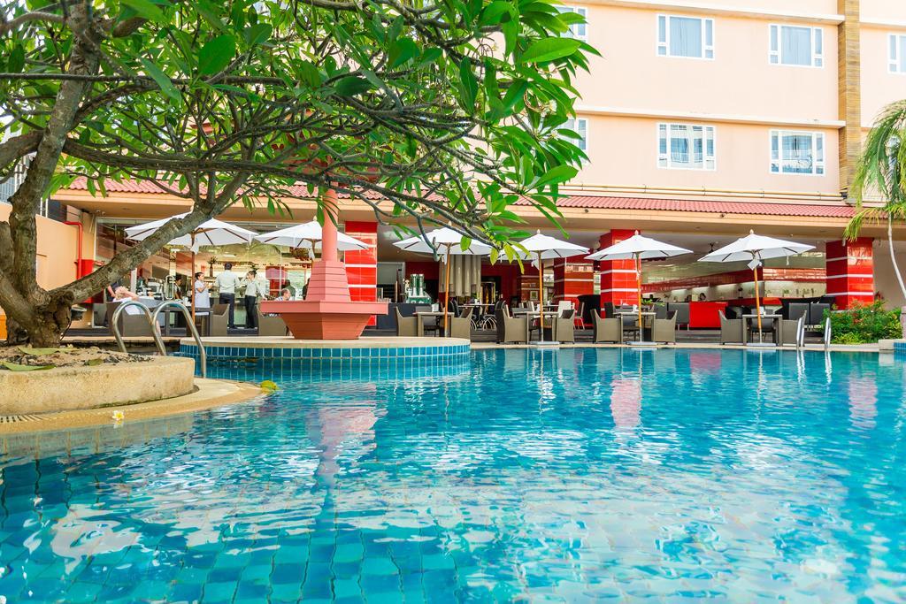 Nova Platinum Hotel Pattaya Luaran gambar